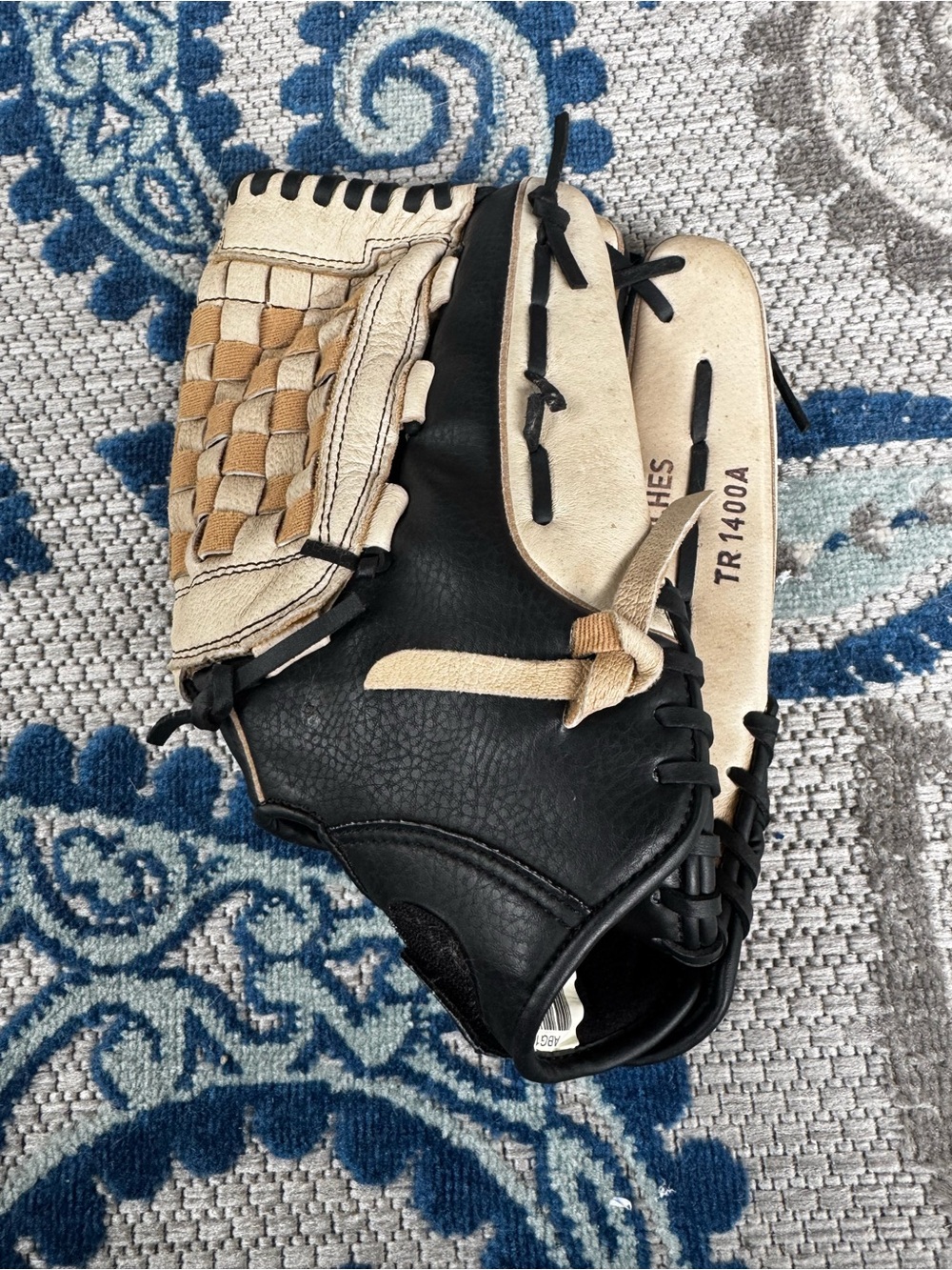 TR1400A 14” Slowpitch Softball Glove/Baseball Mitt
